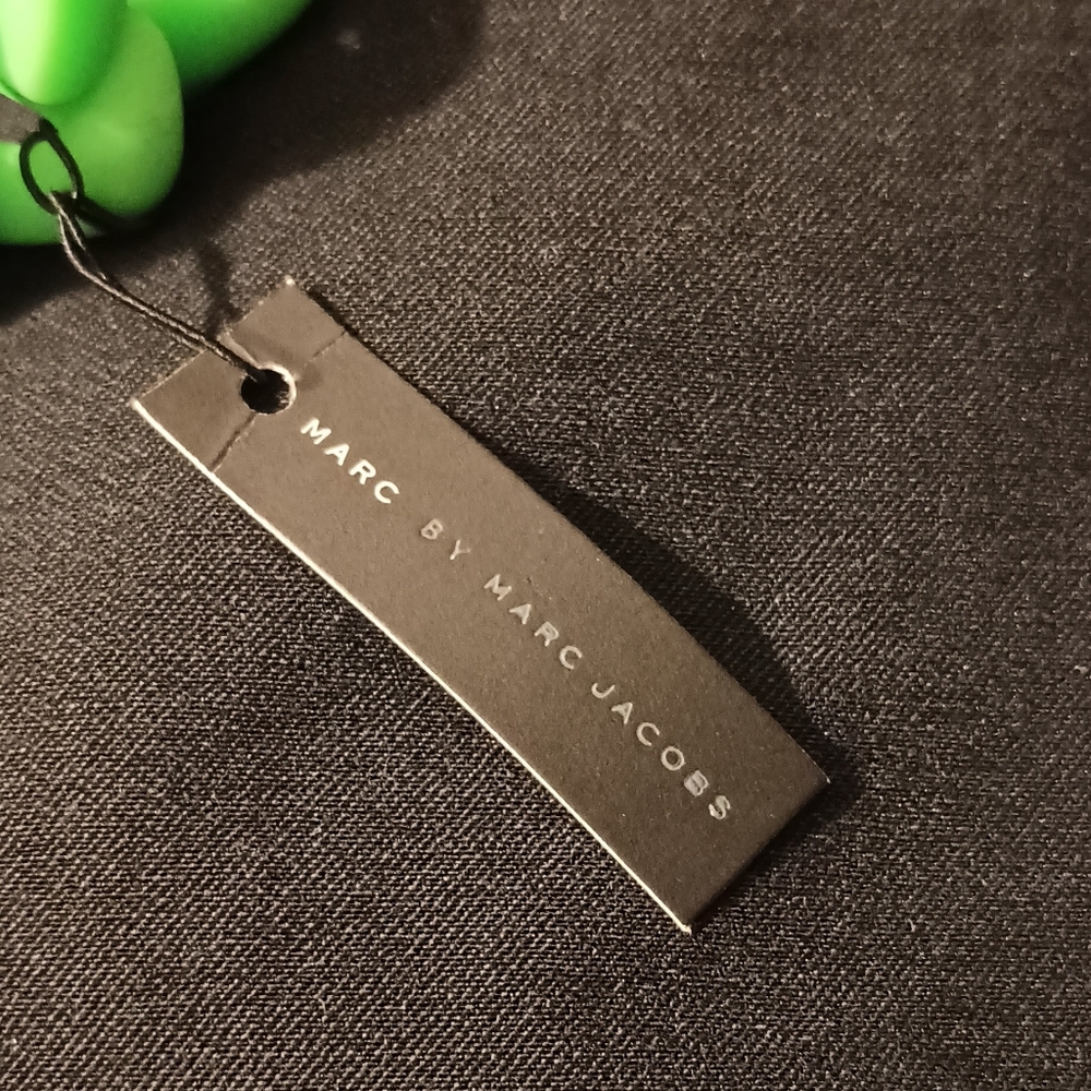 NWT Marc By Marc Jacobs Silicone Bracelet - Picture 3 of 6